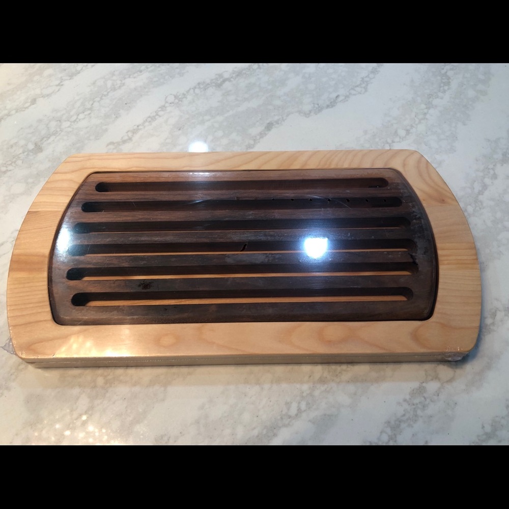 Williams Sonoma bread board